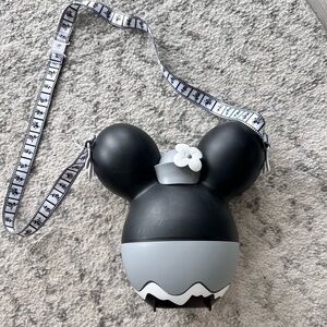 Disney steamboat Minnie popcorn bucket